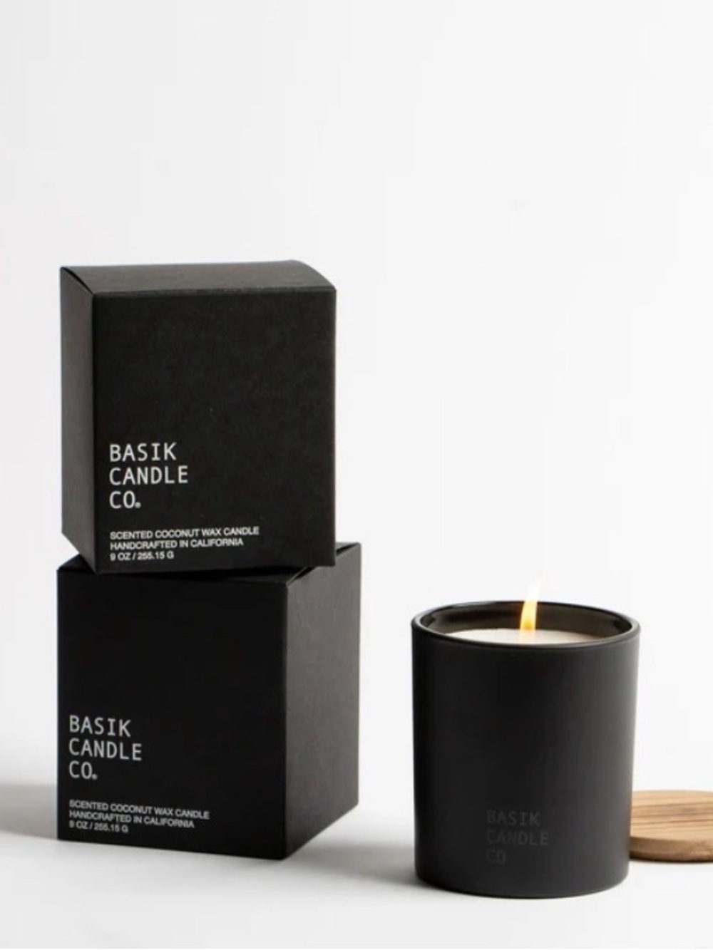 NIB BASIK CANDLE CO No. 2 Oakmoss + Amber Candle - 9oz / 255.15g